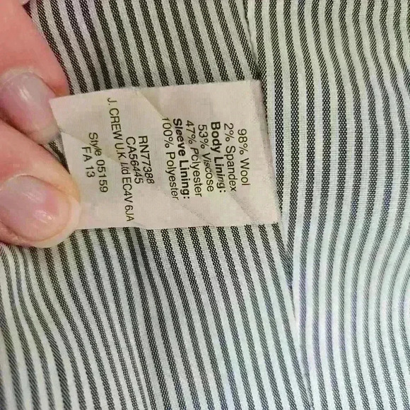 J Crew Women’s Blazer Sz 6 Petite Black Schoolboy Gold Buttons Jacket - Picture 8 of 8